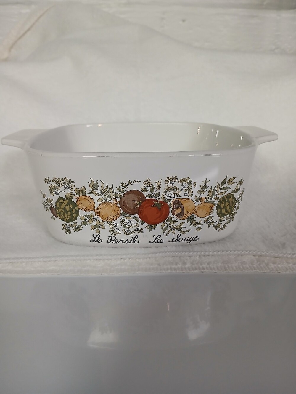 Vtg. Corning Ware Spice of Life 1 1/2 quart dish; "Le Persil La Sauge
